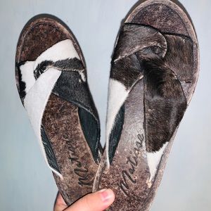 Matisse Cowhide Slides 🦋